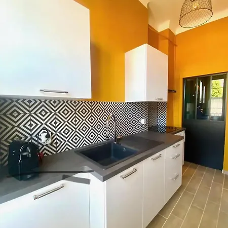 Apartment Coeur De Au Calme A 500m A Pied Des Plages Saint-Raphaël